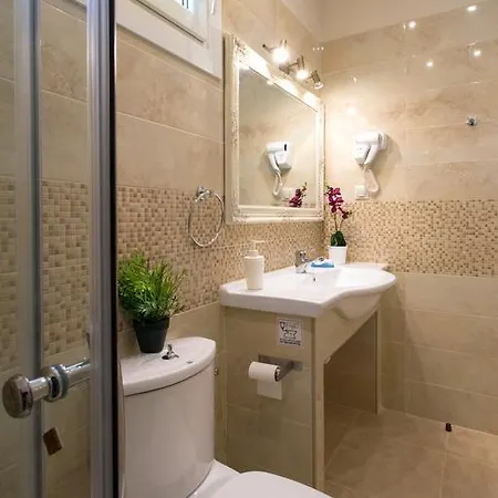 Solaris Lägenhetshotell 3*