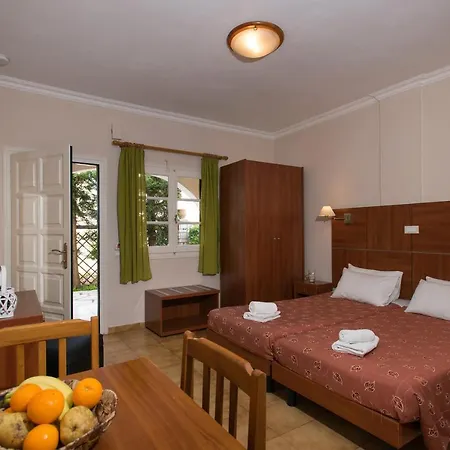Solaris 3* Kassiopi