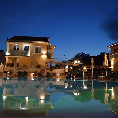 Solaris Aparthotel 4*